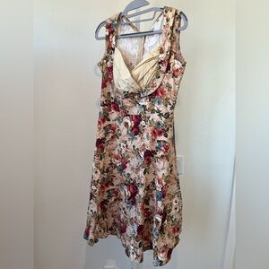 Elegant Floral Midi Dress
